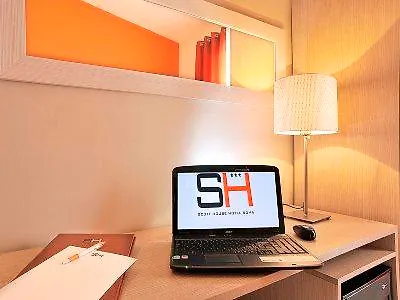 Scott House Otel