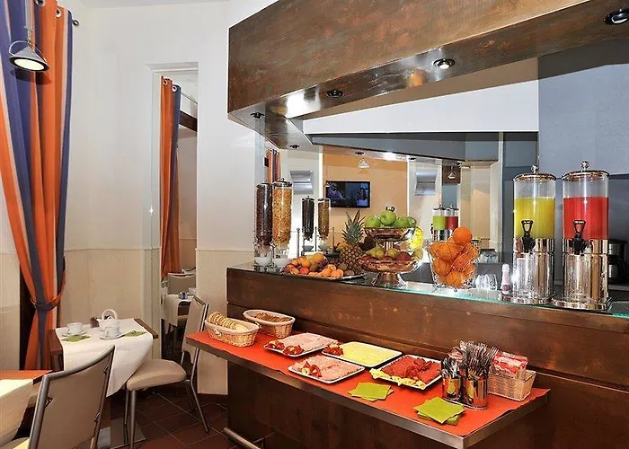 Scott House Otel 3*