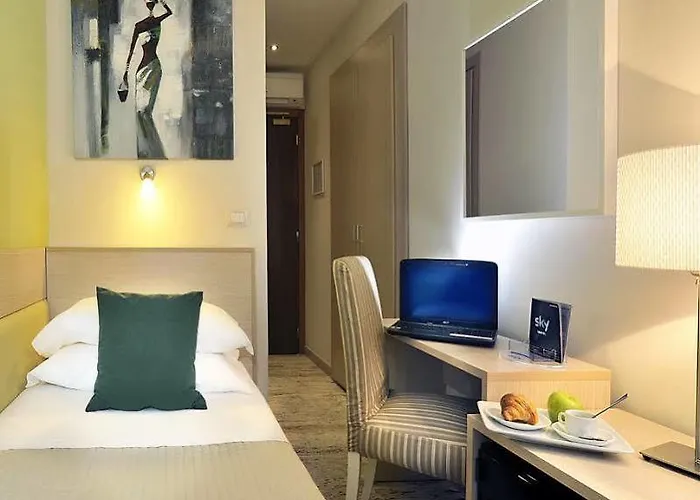 Scott House Otel 3*